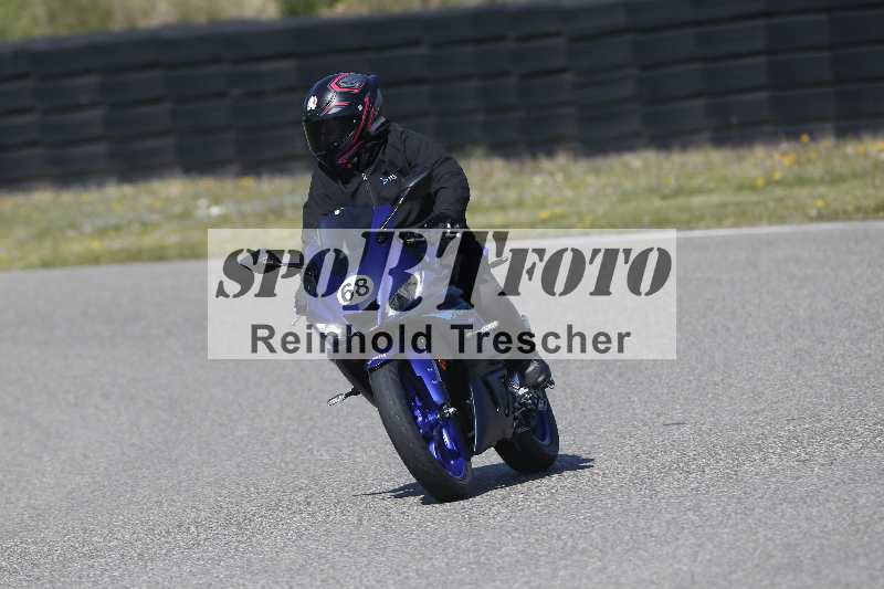 /01 02.04.2026 MAZ ADR/Gruppe gelb Gruppe gruen/68